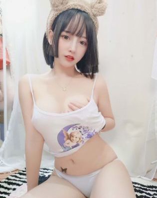 一女被二男吃奶A片免费观看_1080PHD在线观看