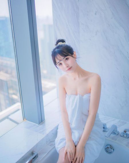国产AV无码专区亚洲这蜜呀_1080全集免费播放