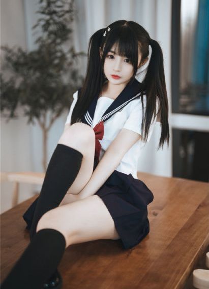 三级纯黄午夜在线观看_720在线视频播放