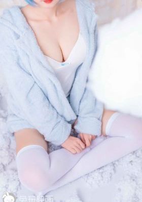 美女裸身裸乳免费视频的APP_DVD神马影院在线