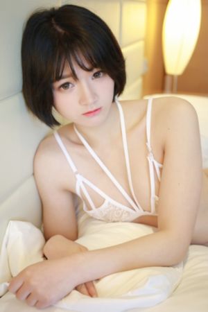 中俄美女精品一区二区_在线播放高清