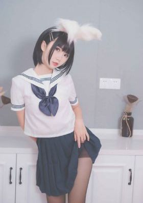 大乳美女打乳炮在线观看_高清在线观看